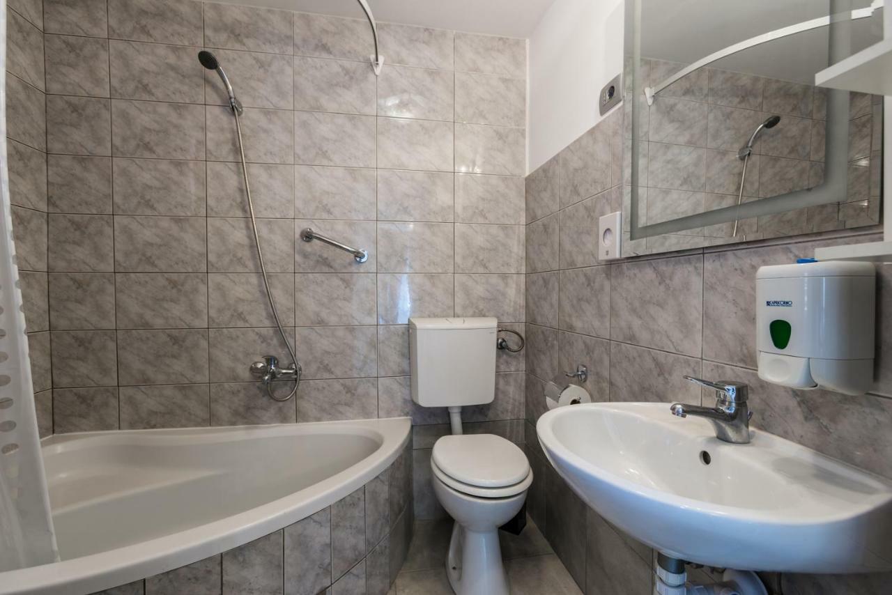 Nona Lena Studio Apartamento Split Exterior foto